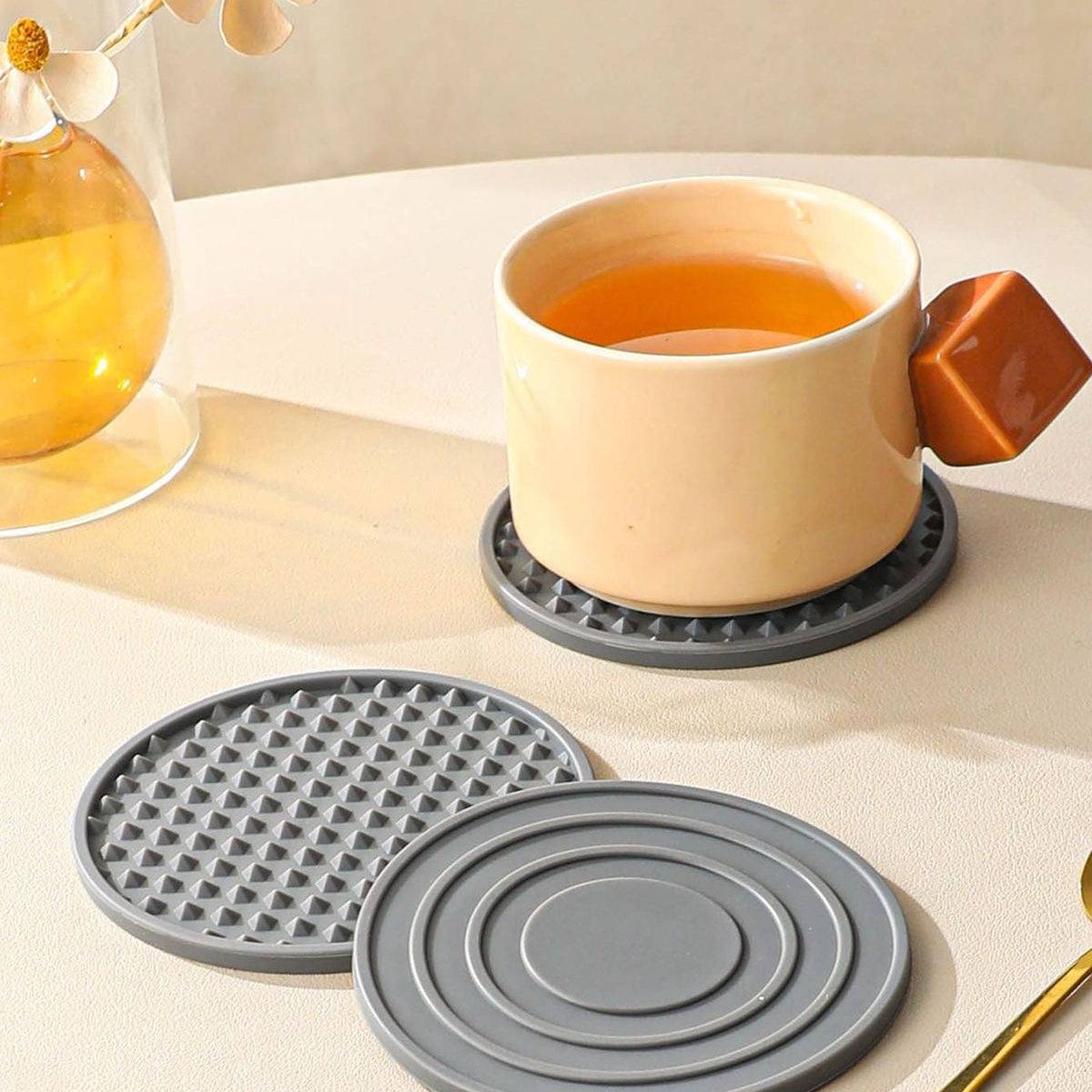 Heavy-Duty Silicone Tea Coaster – Long-Lasting Protection